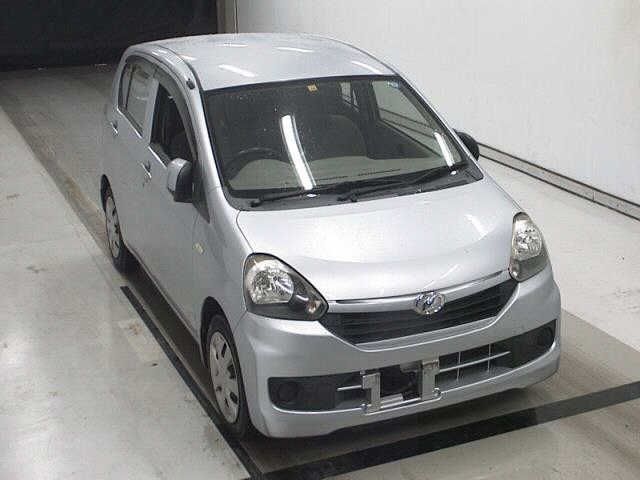 5432 Daihatsu Mira e s LA300S 2014 г. (JU Chiba)